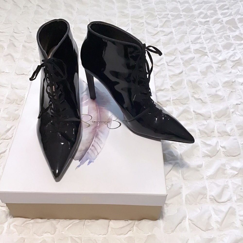 Zara Black Patent Pointed Lace-Up Ankle Boots - Picture 2 of 3